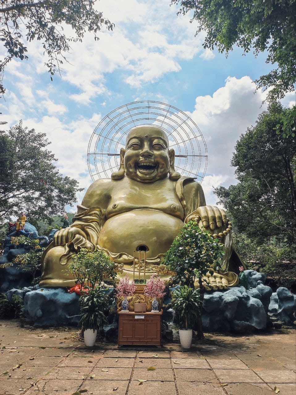 Rub Hotei's belly and wealth and happiness will come to you
